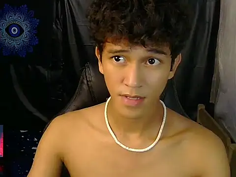 hugekenbigcock webcam