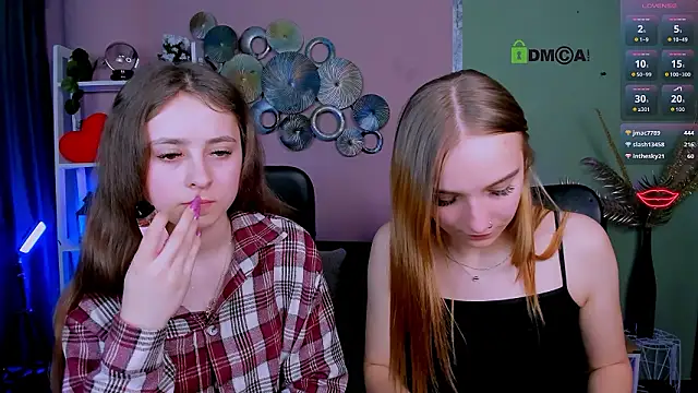 rebecca_smile webcam