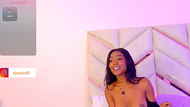 AlanaDoll webcam