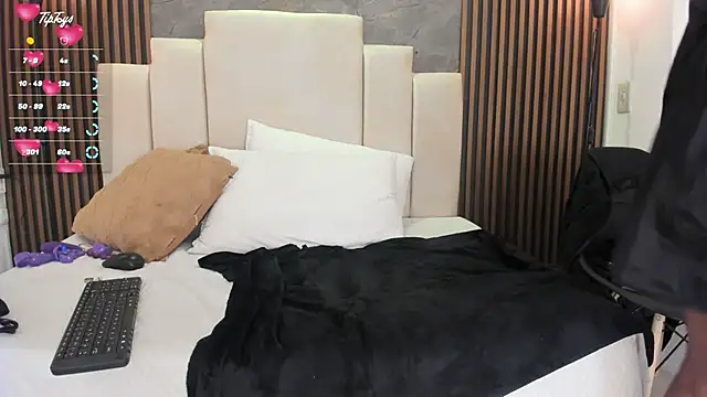 catiusca_reyes_03 webcam