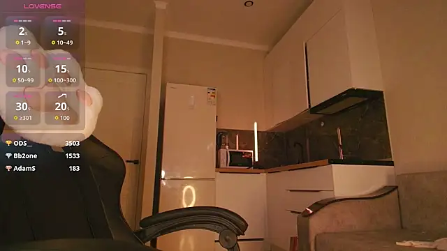 dionlee9 - Dionlee9's free webcam