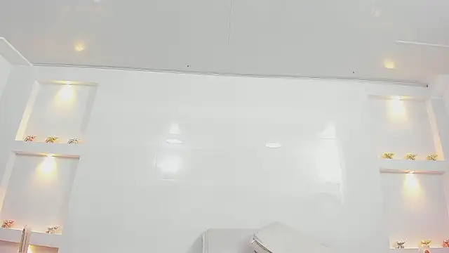 ikia_lopez_ - Ikia_lopez_'s free webcam - UK Sex Cams