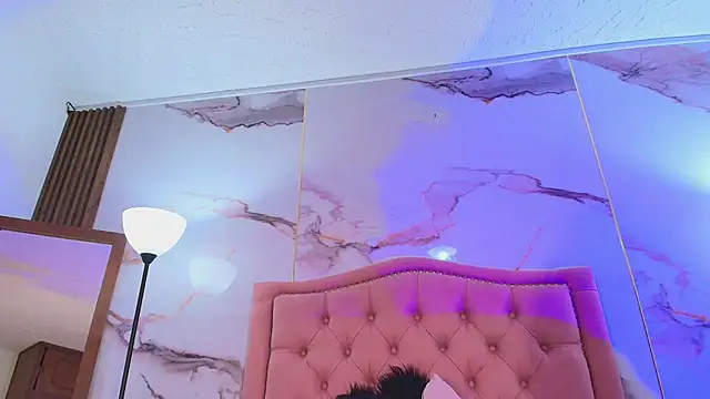 la_indiia (F young) - wet my pussy