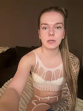 lisafreierxx (F teen) - Hard Ass Slaps 5x 🔥