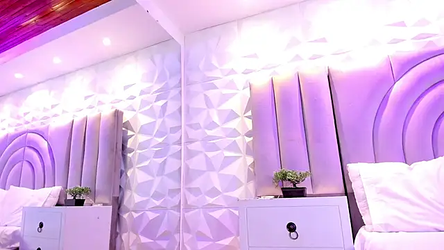 roxyflame_ (F teen) - Kisses for you  💋