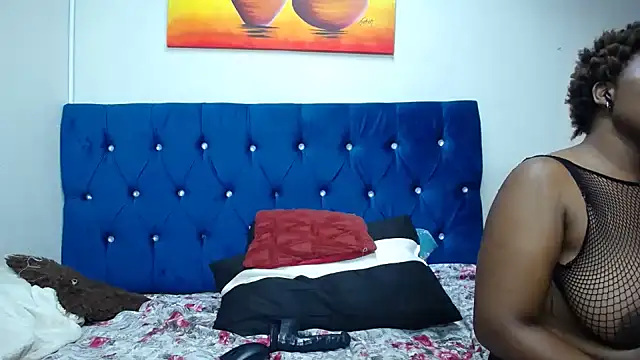 sexydarkladyxxx (F milf) - fuck me nice