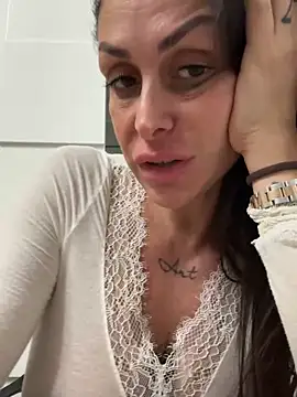 AmandaArt Live Webcam on Stripchat