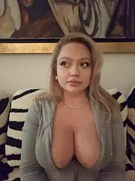 misstitmouseofficial from StripChat is Freechat