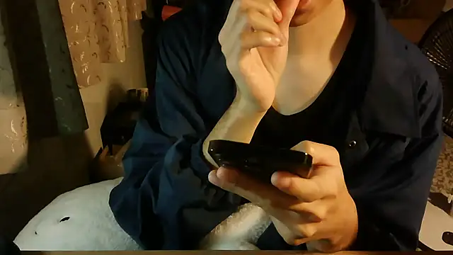 kyu890428 - KYU890428's free webcam - UK Sex Cams