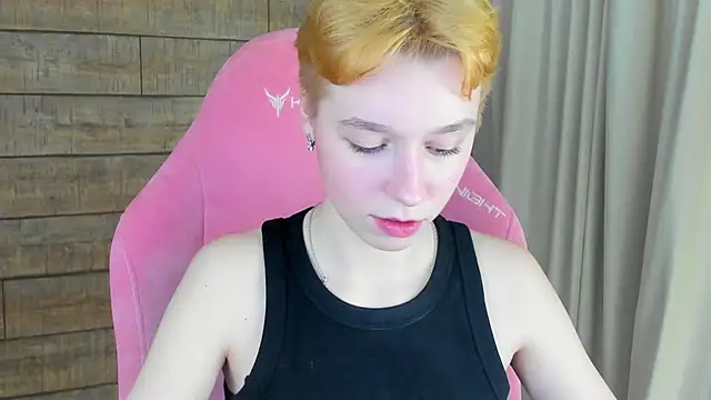 agatagate - AgataGate's free webcam - UK Sex Cams