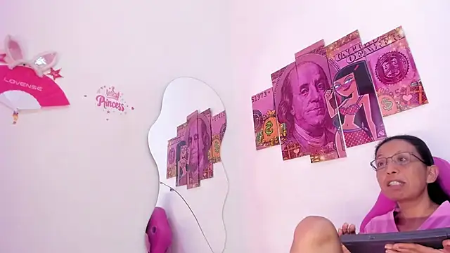 livia_coxs - Livia_Coxs's free webcam - UK Sex Cams