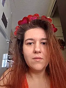 Webcam Model (Ashlovescannabis)  is live.Free join now!