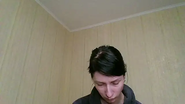 -crystal- - -Crystal-'s free webcam - UK Sex Cams