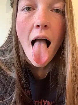 PussiesnCream_ webcam