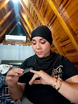 Webcam Model (AmbarBurhan)  is live.Free join now!