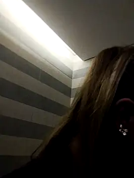 shantal_0420 - Shantal_0420's free webcam - UK Sex Cams