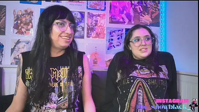 snowblack_ - Snowblack_'s free webcam