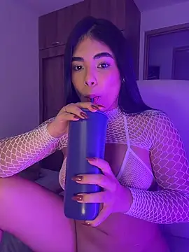 kyber_ (F young) - full naked - sloppy blowjob