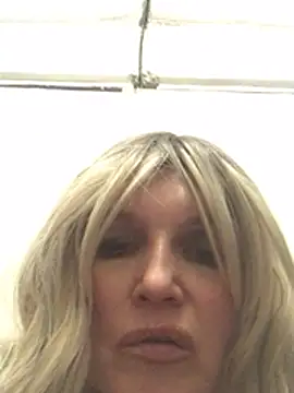 snejnaya - Snejnaya's free webcam