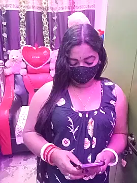 Webcam Model (ella_mariya)  is live.Free join now!