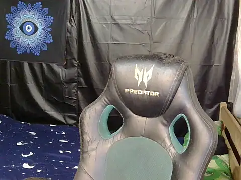 hugekenbigcock (M twink) - lets have fun and cum with together