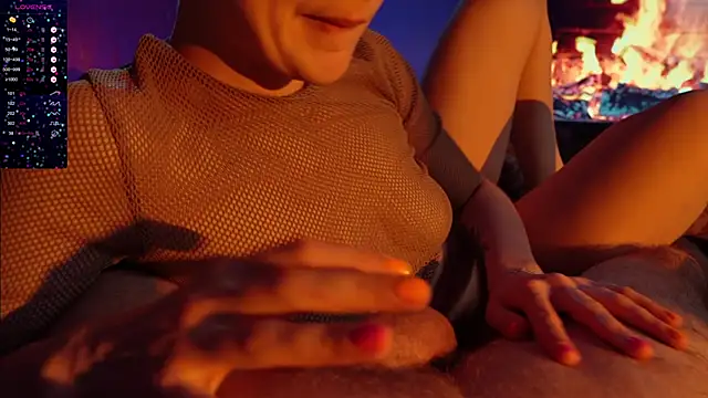 strawberrywithcream18 - Strawberrywithcream18's free webcam - UK Sex Cams