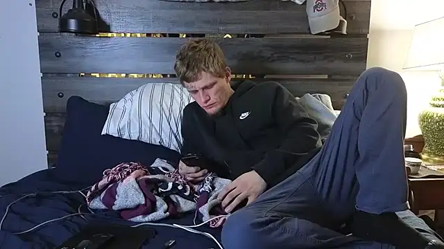 spazz247 - Spazz247's free webcam - UK Sex Cams