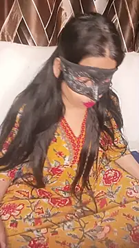 Webcam Model (RivaAffair)  is live.Free join now!