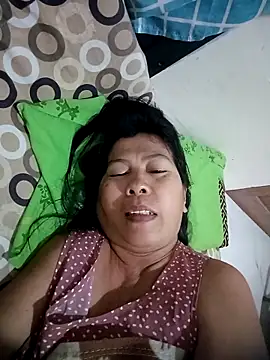 Webcam Model (TropicalFlower)  is live.Free join now!