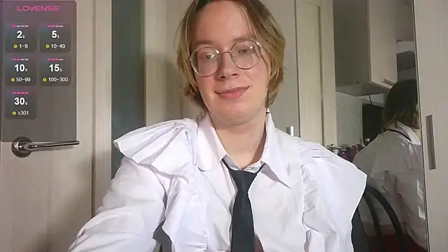 Hey guys! i'm new here ! Let's play with me ^^