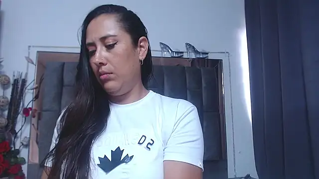 salmma_milf - Salmma_Milf's free webcam - UK Sex Cams