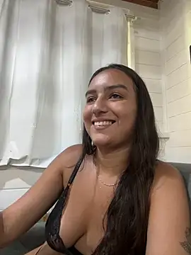 Hannah Hotwife (Hannahhotwife)