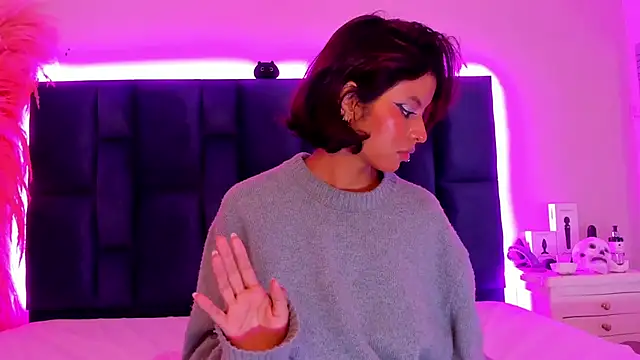 grishamochka - GrishaMochka's free webcam - UK Sex Cams