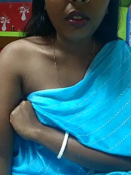 Webcam Model (arushi_bb)  is live.Free join now!