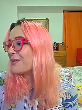 Webcam Model (Nova-Satela)  is live.Free join now!