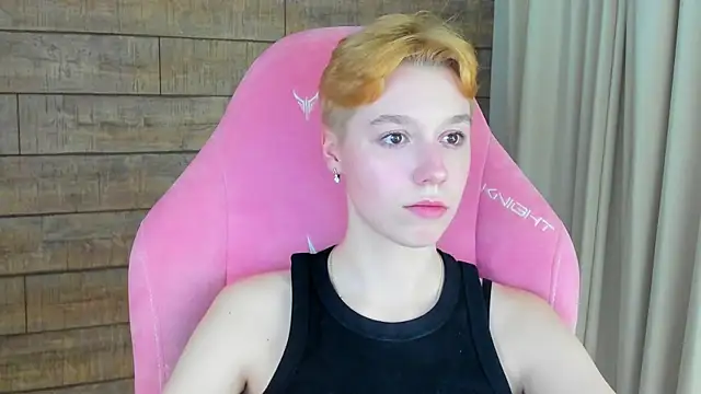 agatagate - AgataGate's free webcam - UK Sex Cams