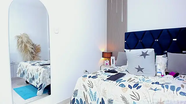 gabytyara2 - Gabytyara2's free webcam - UK Sex Cams