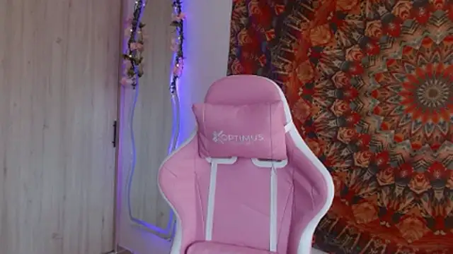 aphroditebloom - Aphroditebloom's free webcam - UK Sex Cams