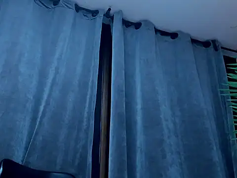 jasonshaw25 - Jasonshaw25's free webcam - UK Sex Cams