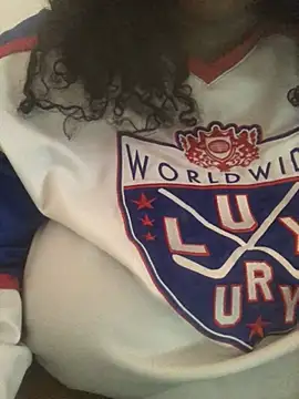 Webcam Model (Fxncymuse)  is live.Free join now!