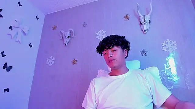 cyrusandgrase - CyrusAndGrase's free webcam - UK Sex Cams