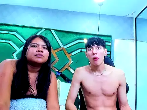 bellaandnethan - BellaAndNethan's free webcam - UK Sex Cams