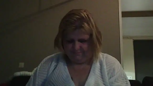 sylviastar46 (Ask my age) - Heerlijke neukbeurt live