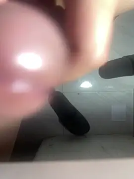 boyyyy2k1 - Boyyyy2k1's free webcam - UK Sex Cams