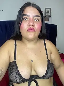 Webcam Model (Tefy_em)  is live.Free join now!