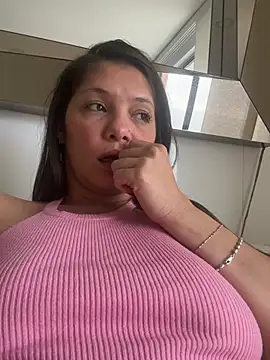 kytty_web_cam - Kytty_web_cam's free webcam - UK Sex Cams