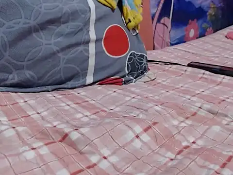 gordiextrememom - Gordiextrememom's free webcam - UK Sex Cams