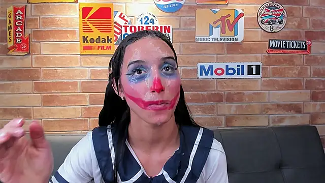 foxy_sharlotte - Foxy_sharlotte's free webcam - UK Sex Cams