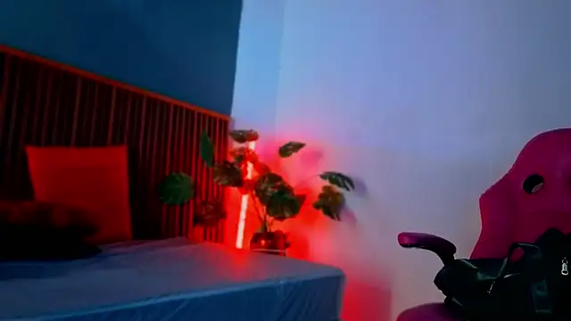 miss_monserrate01 - Miss_monserrate01's free webcam