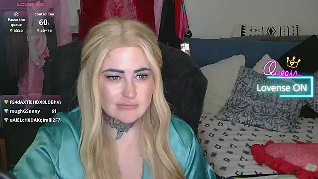 inkedplaydoll - Inkedplaydoll's free webcam - UK Sex Cams